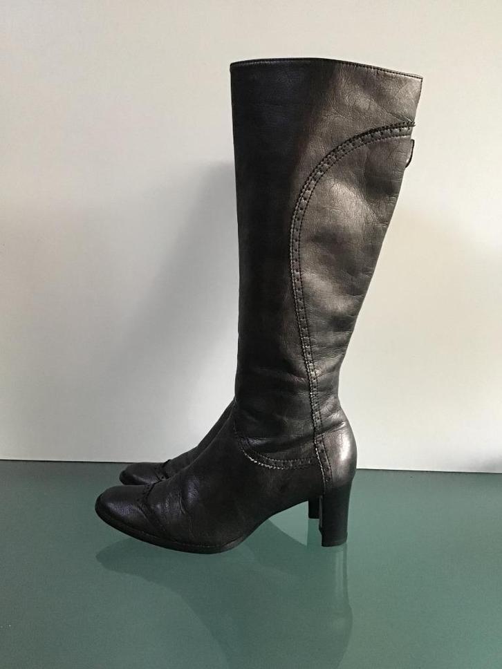 GRATIS VERZENDEN | PETER KAISER grijze zwarte laarzen 38½, Kleding | Dames, Schoenen, Zo goed als nieuw, Hoge laarzen, Zwart, Verzenden