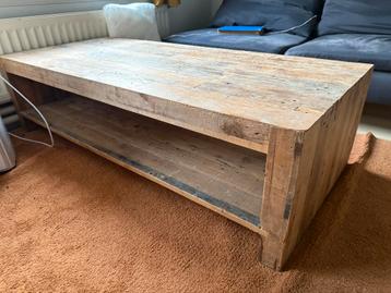 Houten salontafel (moet snel weg!) beschikbaar voor biedingen