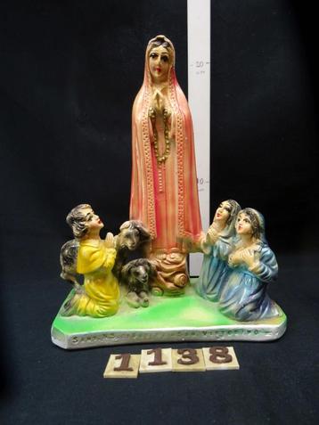 1138=Heilige Fatima met kinderen.246 beschikbaar voor biedingen