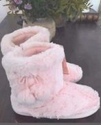 Nieuwe poederroze fluffy sloffen van Lords & Lilies 37-38, Kleding | Dames, Schoenen, Verzenden, Lords & Lilies, Nieuw, Roze