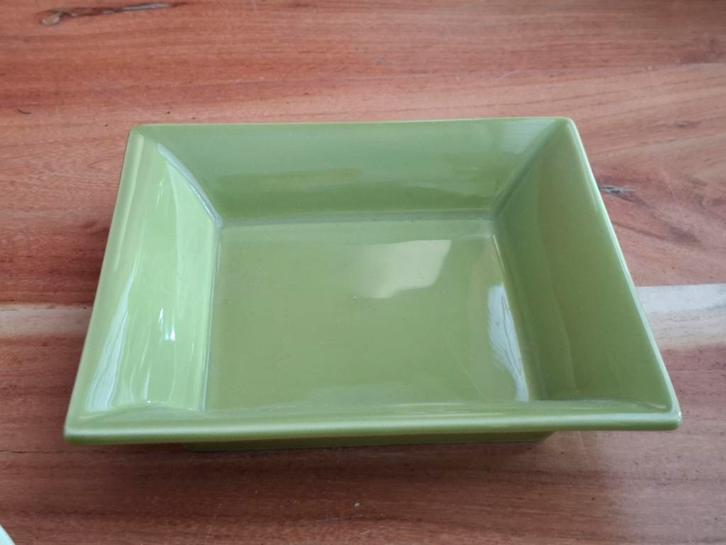 Apilco France Olijfgroene Schaal porselein, Antiek en Kunst, Antiek | Schalen, Ophalen of Verzenden