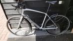 Specialized Sirrus 4.0 maat L - carbon! - 2022 als nieuw!, Versnellingen, Zo goed als nieuw, 57 tot 61 cm, Ophalen