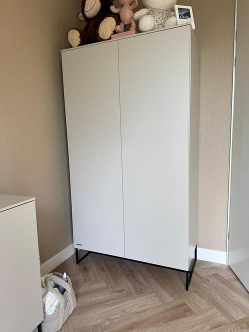 Kidsmill Intense II Kledingkast 2-Deurs Oatmeal, Huis en Inrichting, Kasten | Kledingkasten, Zo goed als nieuw, Ophalen