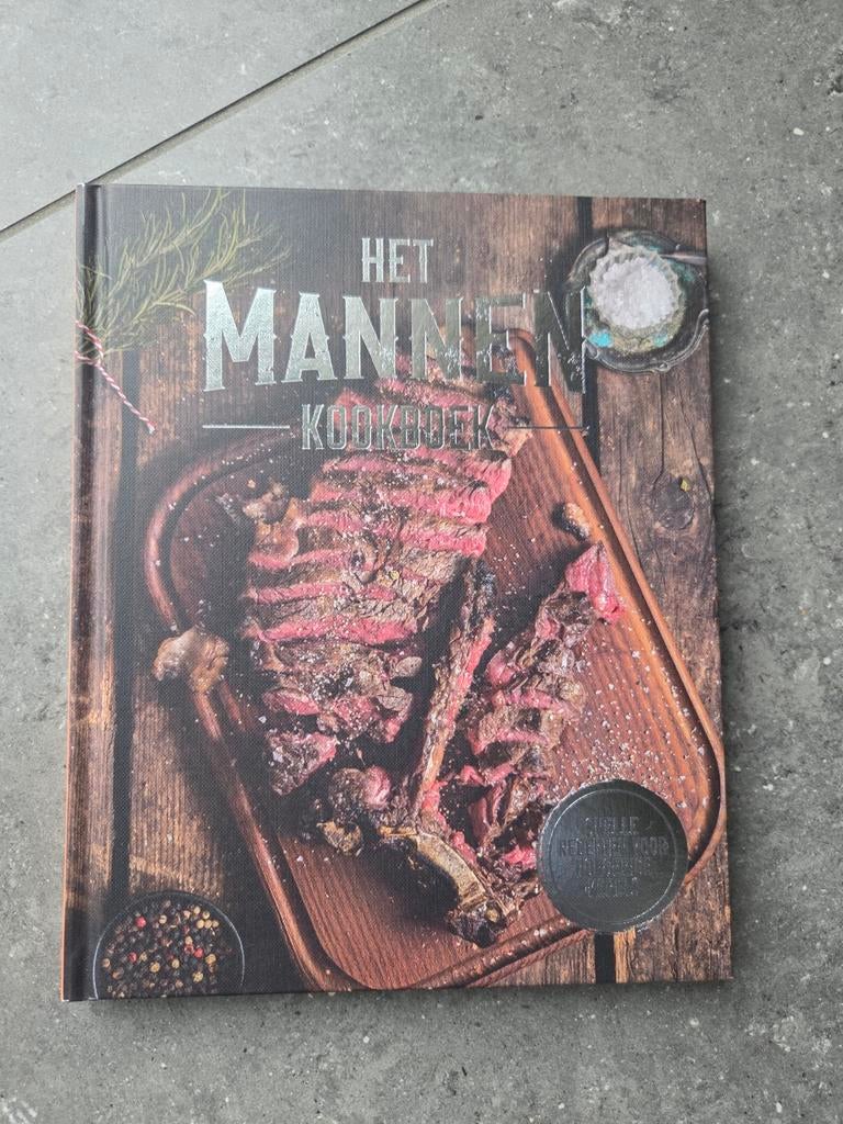 Het Mannen Kookboek - Nieuwstaat, Ophalen of Verzenden, Zo goed als nieuw, Hoofdgerechten