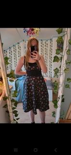 Hell bunny jurk, Kleding | Dames, Ophalen of Verzenden, Zo goed als nieuw, Boven de knie