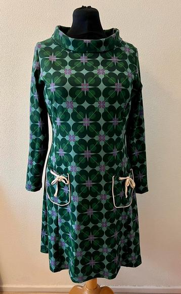 Tante Betsy nieuwe retro bloemen jurk beschikbaar voor biedingen
