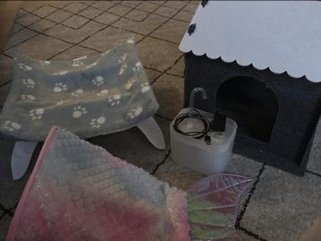 kattenverzorgingsset beschikbaar voor biedingen