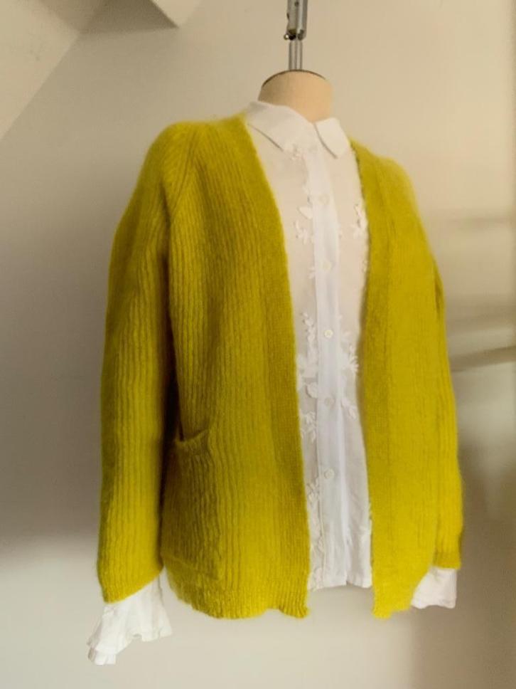 Essentiel Antwerp vest oker geel L = 40, Kleding | Dames, Truien en Vesten, Nieuw, Maat 38/40 (M), Geel, Verzenden