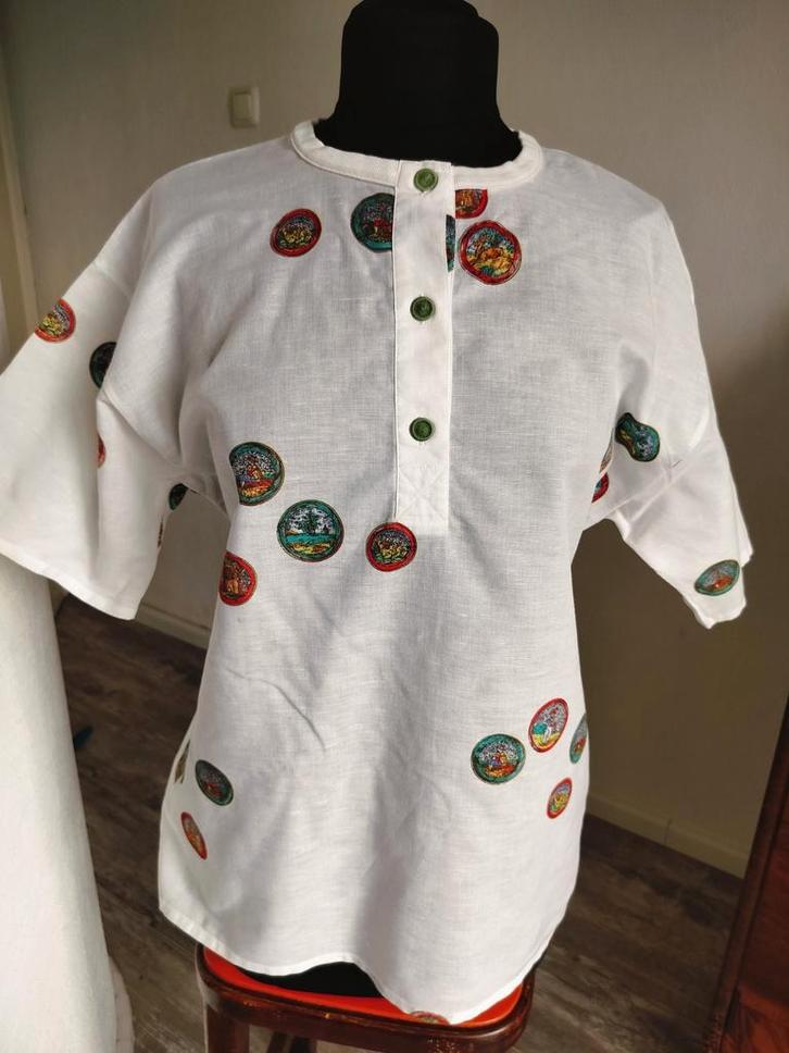 Vintage top met unieke print, Kleding | Dames, Tops, Zo goed als nieuw, Maat 38/40 (M), Korte mouw, Ophalen of Verzenden