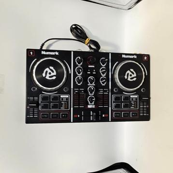 Numark Party Mix II DJ controller beschikbaar voor biedingen