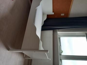 Peuterbed beschikbaar voor biedingen