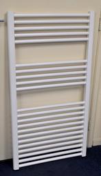 Witte handdoekradiator 60 x 111,8 cm – met ophangset NIEUW, Ophalen, 500 tot 800 watt, Radiator, Nieuw