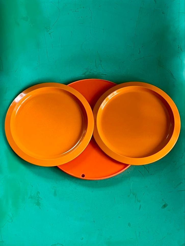 Retro borden okergeel oranje Tiger Products Germany set, Huis en Inrichting, Keuken | Servies, Zo goed als nieuw, Bord(en), Overige stijlen