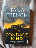 Een Zondagskind - Tana French, Boeken, Gelezen, Europa overig, Ophalen of Verzenden, Tana French