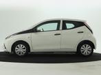 Toyota Aygo 1.0 VVT-i x-fun | Airco | centrale deurvergrende, Auto's, Toyota, Voorwielaandrijving, 12 maanden, Stof, Gebruikt