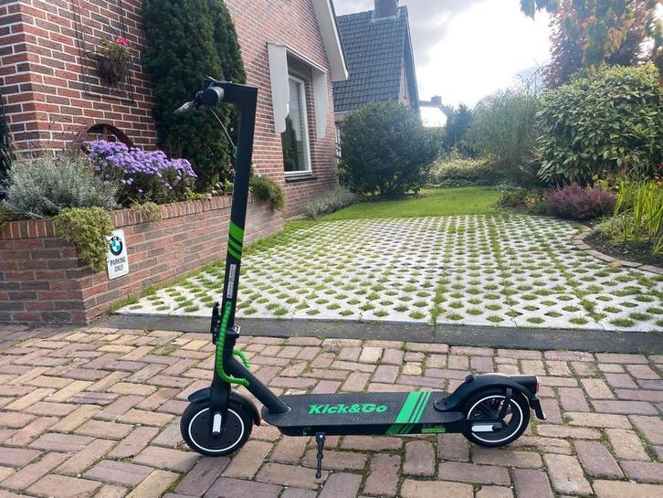 UrbMob Kick&Go step, Fietsen en Brommers, Steps, Zo goed als nieuw, Gewone step, Ophalen