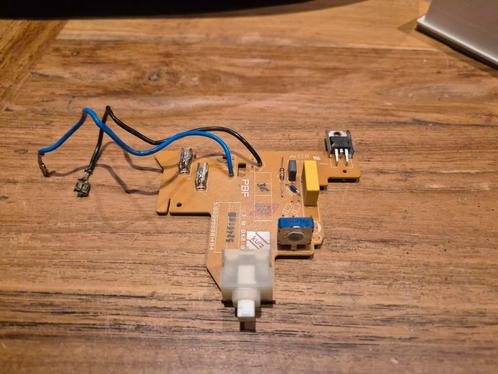 Bosch Siemens Stofzuiger elektrische unit (motor controller), Witgoed en Apparatuur, Stofzuigers, Gebruikt, Stofzuiger, Minder dan 1200 watt