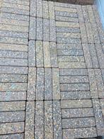 29 m2 Betonklinkers Waalformaat waaltjes, Tuin en Terras, Tegels en Klinkers, Ophalen, Gebruikt, Klinkers, 10 m² of meer