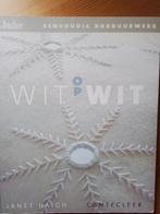 Mooi borduurboek wit op wit borduren, Ophalen of Verzenden, Zo goed als nieuw, Handborduren, Patroon