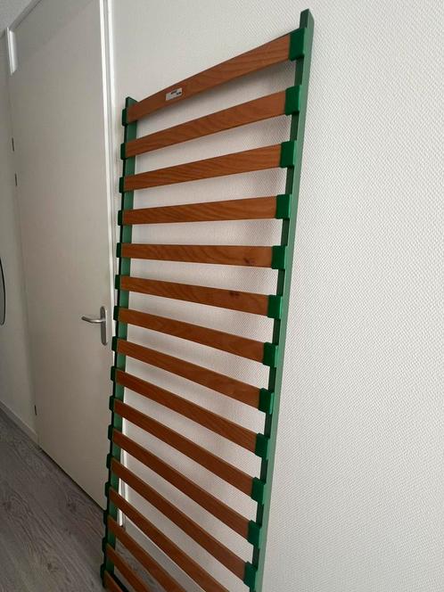 Lattenbodem 70cm x 200cm (twee stuks), Huis en Inrichting, Slaapkamer | Matrassen en Bedbodems, 140 cm, 200 cm, Tweepersoons, Ophalen
