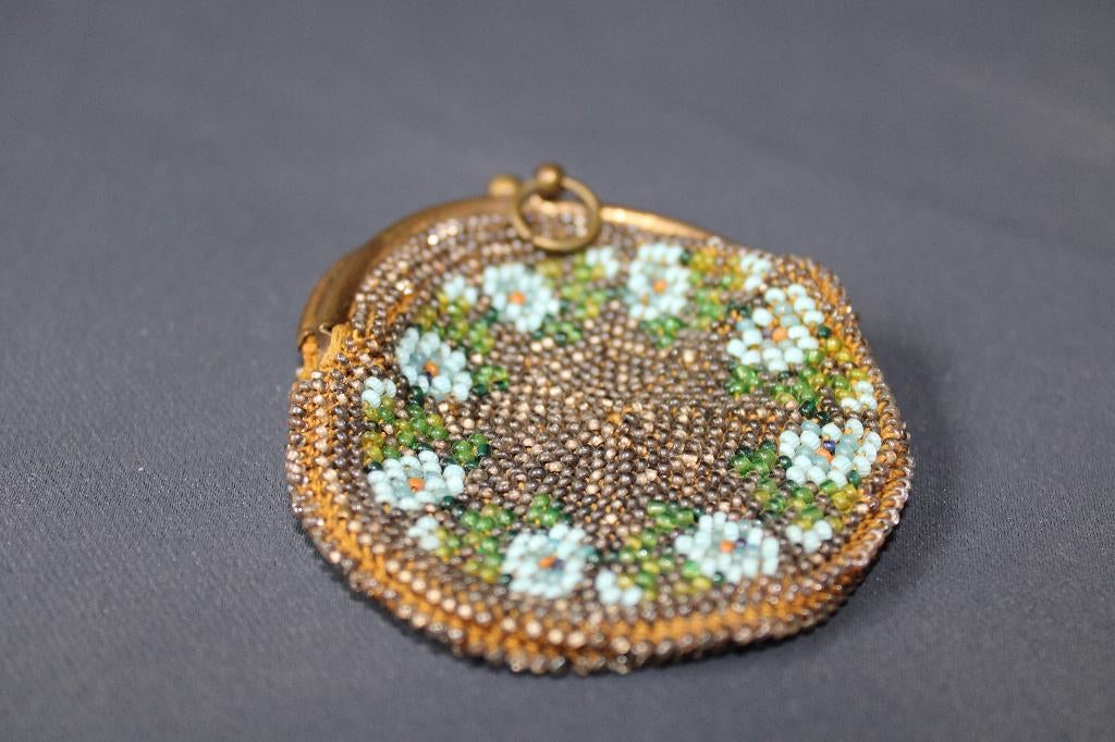 Prachtig antiek kralen beursje Art Nouveau circa 1900, Antiek en Kunst, Ophalen of Verzenden