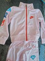 Nike trainingspak  maat 86-92, Ophalen of Verzenden, Nieuw, Meisje, Sport- of Zwemkleding