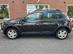 Dacia Sandero 0.9 TCe Stepway Lau. NIEUWE APK / TREKHAAK / A, Voorwielaandrijving, Gebruikt, Zwart, Zwart