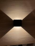 4x Supreme SmartCube, luxe, slimme en draadloze wandlamp, Ophalen, Nieuw