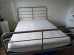 Te koop tweepersoons stalen ledikant, Huis en Inrichting, Slaapkamer | Bedden, Ophalen, Gebruikt, Tweepersoons, 140 cm