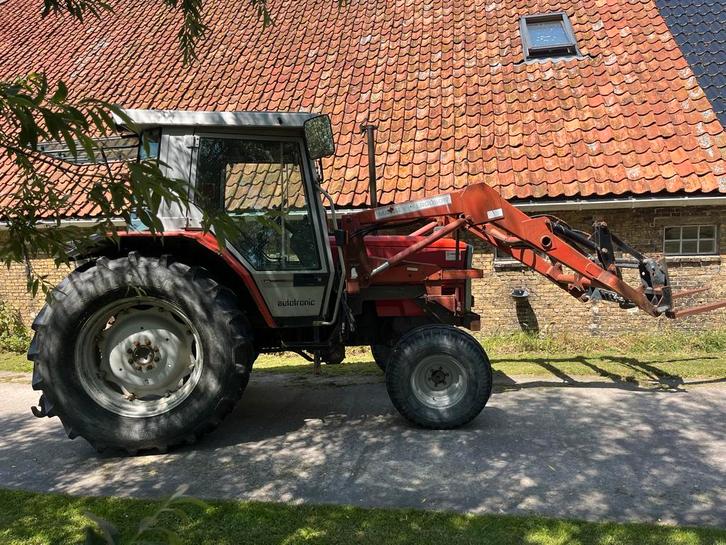 MF 3050 met voorlader 2WD, Zakelijke goederen, Agrarisch | Tractoren, tot 2500, Massey Ferguson, tot 80 Pk, Gebruikt, Ophalen
