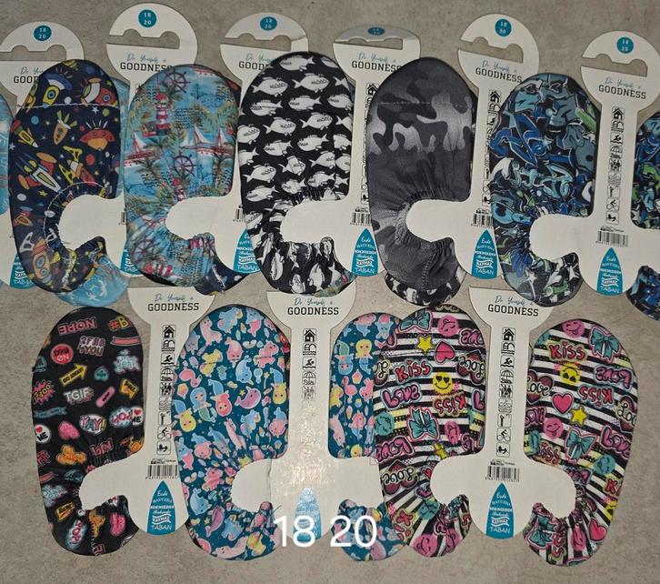 Slipstop namaak slofjes van goodness  zwemschoentjes, Kinderen en Baby's, Kinderkleding | Schoenen en Sokken, Nieuw, Ophalen of Verzenden