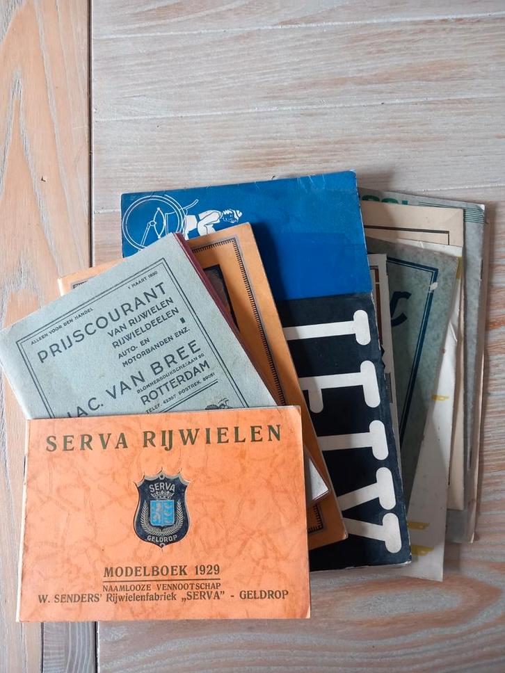 Fietsdocumentatie - Serva, Van Bree, etc., Fietsen en Brommers, Handleidingen en Instructieboekjes, Ophalen