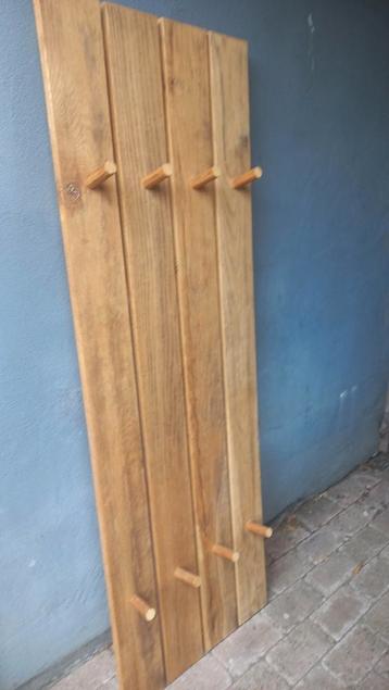 Massief eiken houten kapstok beschikbaar voor biedingen