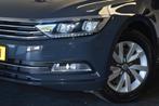 Volkswagen Passat Variant 1.4 TSI Connected Ser € 15.999,0, Auto's, Volkswagen, Nieuw, Origineel Nederlands, Zilver of Grijs, 1294 kg