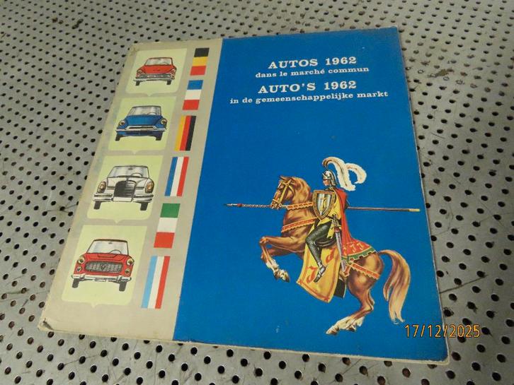 Prachtig Plakboek Auto's 1962 Jacques Chocolade Frans - NL, Boeken, Overige Boeken, Gelezen, Ophalen of Verzenden