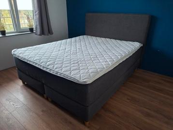 Boxspring 160x200 donkergrijs beschikbaar voor biedingen