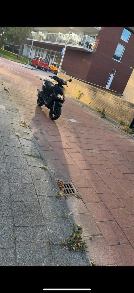 Yamaha neos 70cc, Fietsen en Brommers, Scooters | Yamaha, Zo goed als nieuw, Neo's, Benzine, Ophalen