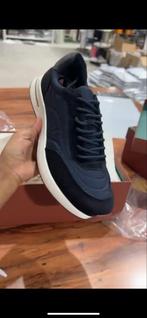 Loro Piana Sneakers Maat 44, Kleding | Heren, Schoenen, Ophalen of Verzenden, Zo goed als nieuw, Blauw, Sneakers of Gympen