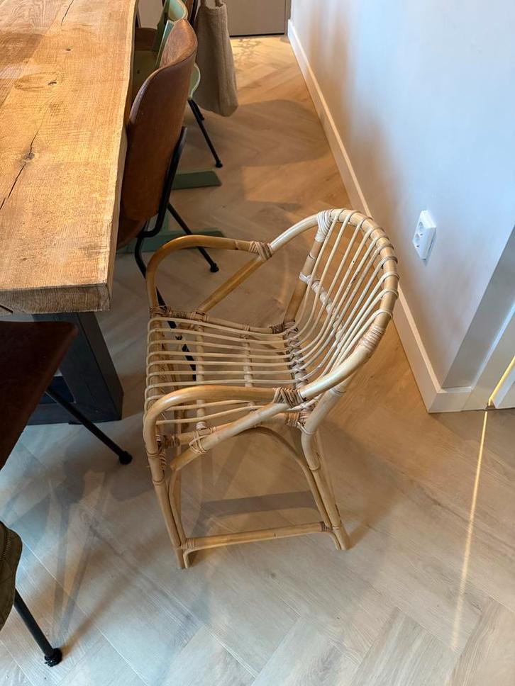Rotan Kinderstoel - Vintage Stijl, Huis en Inrichting, Stoelen, Gebruikt, Eén, Riet of Rotan, Bruin, Ophalen