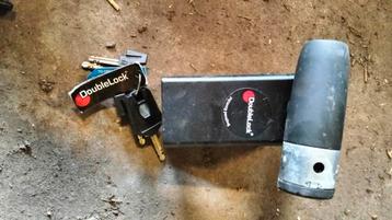 Double lock outboard lock long ART SCM & Yamaha benzinetank beschikbaar voor biedingen
