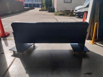 3 zits bank  beschikbaar voor biedingen