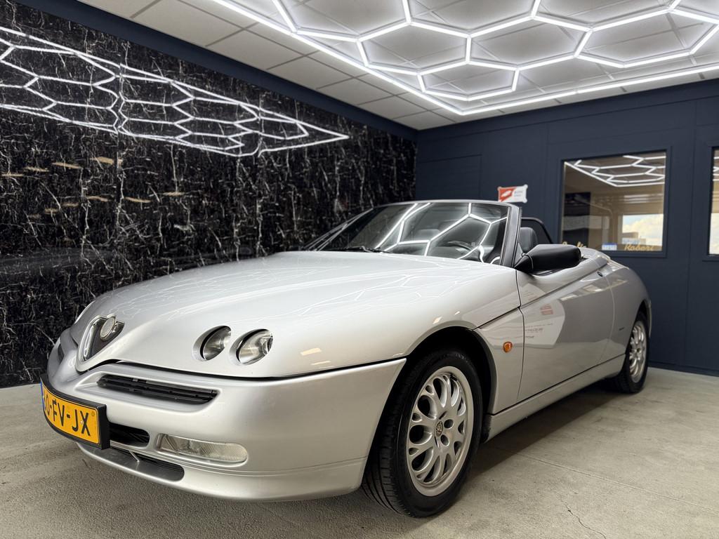 Alfa Romeo Spider 2.0-16V T.Spark L (bj 2000), Auto's, Voorwielaandrijving, Lederen bekleding, 1970 cc, Cabriolet