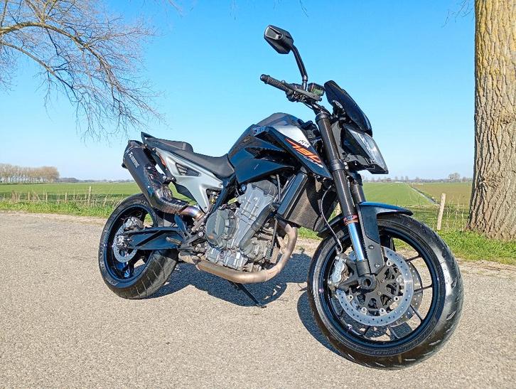 NETTE KTM DUKE 790 SUPERMOTO 2018, Motoren, Motoren | KTM, Particulier, Naked bike, meer dan 35 kW, 2 cilinders, Motorrijbewijs A