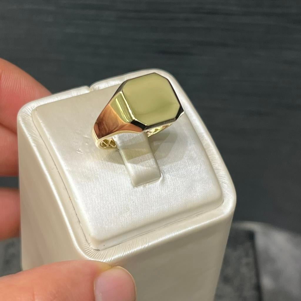 14 karaat gouden ring zegelring nieuw model, Ophalen of Verzenden, Zo goed als nieuw, Goud, Dame