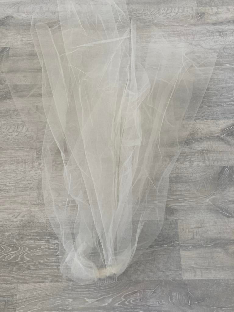 Elegante Bruidssluier met Kam, Ophalen of Verzenden, Zo goed als nieuw, Wit, Accessoires