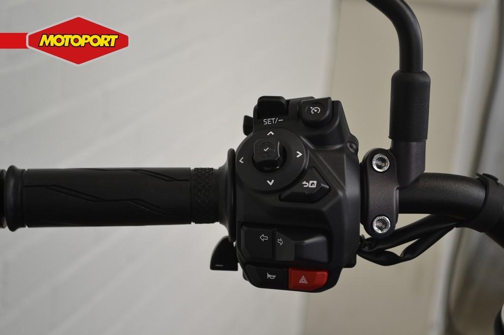 Yamaha MT-09 Y-AMT (bj 2024), 890 cc, Klantenservice@yamaha-motor.nl, Meer dan 35 kW, Toermotor