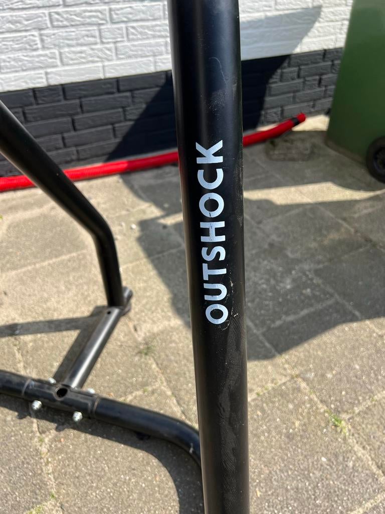 Outshock boxbal standaard, Sport en Fitness, Ophalen, Gebruikt, Overige typen