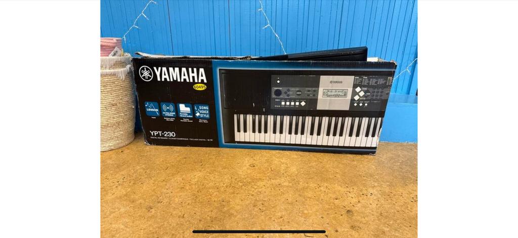 Yamaha YPT-230 Keyboard - Zo goed als nieuw, Muziek en Instrumenten, Keyboards, 61 toetsen, Yamaha, Ophalen of Verzenden, Zo goed als nieuw