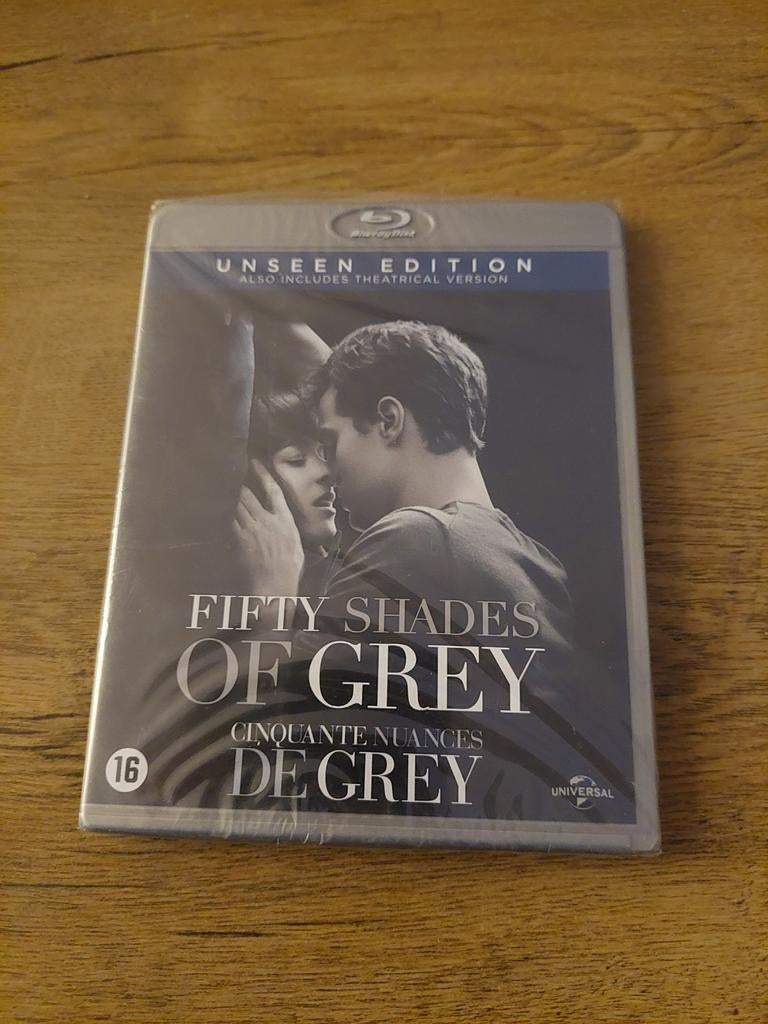 Fifty shades of Grey (nieuw in seal), Ophalen of Verzenden, Zo goed als nieuw