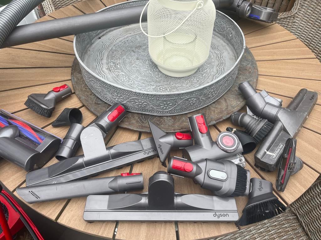 Dyson stofzuiger accessoires, Witgoed en Apparatuur, Stofzuigers, Ophalen of Verzenden, Zo goed als nieuw, Stofzuiger